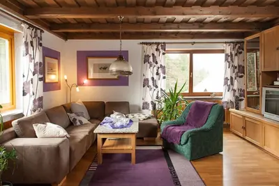 Image de GemĂĽtliche Ferienwohnung mit Terasse und Ofen