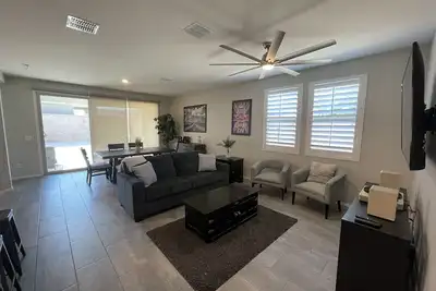 Image de 3br/ 2 Ba Litchfield Park Home in Verrado