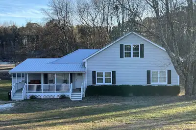 Image de 4 Bedroom, 3 Baths - Sleeps 8+