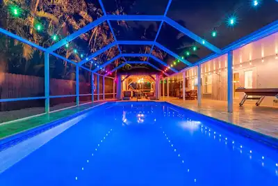 Image de Boynton Beach Renovated House in Safest Area with Screened Pool & Ev charger