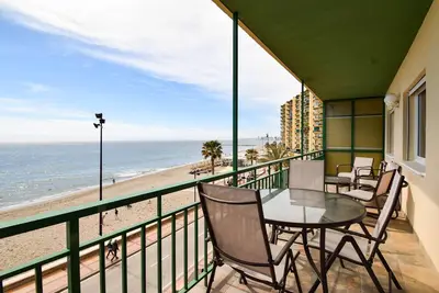 Image de Ref: 259 Lovely beachfront apartment in Carvajal with terrace and sea views