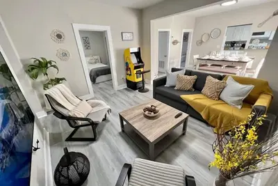 2224 Sw · Lovely Home Near Calle 8 and Brickell