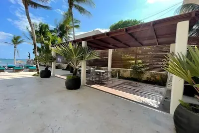 Image de Condo with private pool and beach access