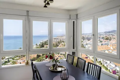 Image de Appartement « Vistas Playa Torrox A73 » avec vue mer, piscine partagée et Wi-Fi