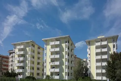 Image de Condominio Girasole Trilocale per 6 Persone Vista Mare