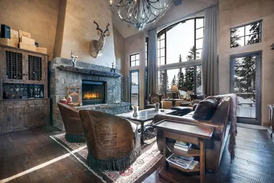 Image de Stay Montana | Slopeside Mountain Gem - Sleeps 11