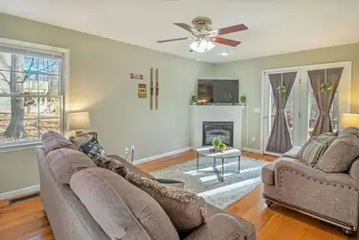 Image de Free Rec Passes-Ping Pong-Fireplace-Woodside Views