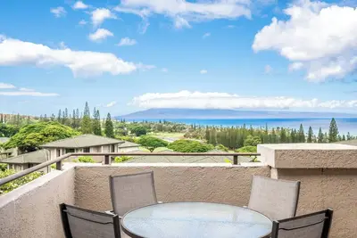 Experience Unmatched Comfort with Magnificent Panoramic Views and Ac!