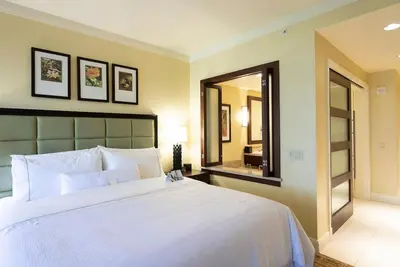 Oceanfront resort studio villa w! Beach, pools, spa. Beautiful!