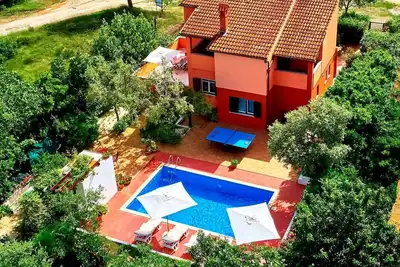 Image de Maison de vacances Ližnjan pour 1 - 8 personnes avec 4 chambres à coucher - Maison de vacances