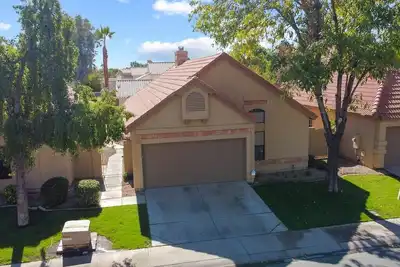 Image de Desert Breeze - Single-Story Home - Chandler