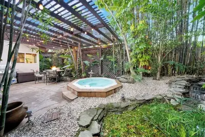 Image de The Sanctuary: Stunning 4b Getaway+ Backyard Oasis