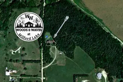 Image de Get your license to Chill at Woods & Waves at Milford Lake.