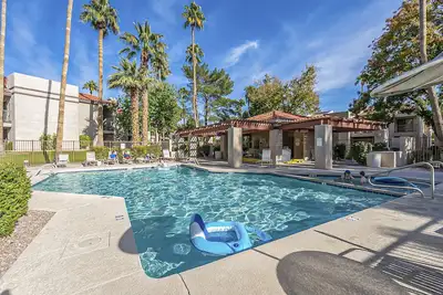 Image de Heated Pool, Hot Tub, Tennis, Bbq at Pink Skies