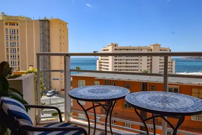 Ref: 295 Apartment with pool 2 min from beach