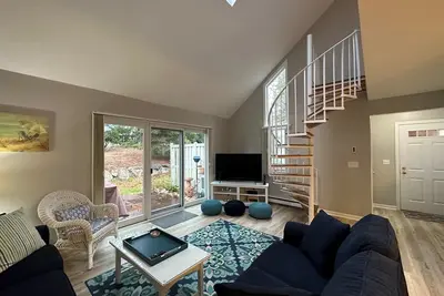 Image de Absolutely beautiful and updated Ocean Edge Condo in Brewster!