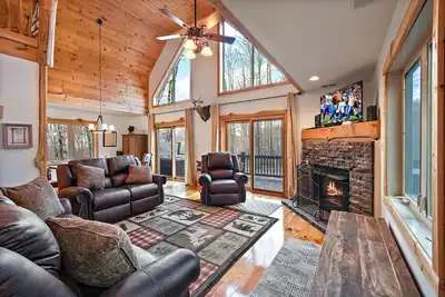 Image de A-Frame Cabin Atop Beech Mountain