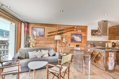 Image de Appartement 1 Chambre pour 4 à 6 Pers, Proche Centre et Pistes, Parking Inclus