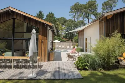 Image de Salty Woods Lodge_Lake&Ocean home_10P