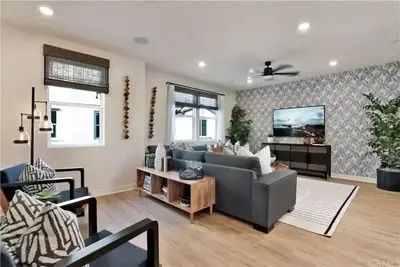 Image de Disneyland Entire Upgraded Model Home 2021 built1, 762sf