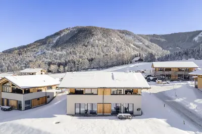 Image de Magnifique pavillon \"ski in ski out\" le Grebenzen