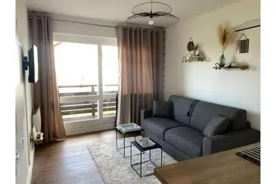 Image de Superbe studio dans résidence avec piscine