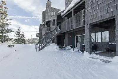 Image de Upscale home in the Steam Engine neighborhood, great views, & hot tub
