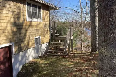 \"Old Town Cabin\" Super cozy, 2 Br, ocean views, quiet location!