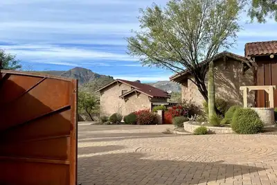 Image de Spur Cross Mtn. Lodge