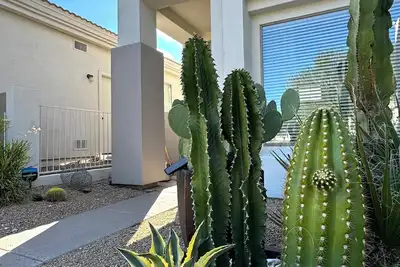 Image de Casa Valor - Sunset views on Green #4, Luxury Arizona Home Rental experience.
