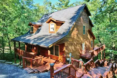 Image de Acorn Ridge: Modern Shenandoah Mountain 4 Bedroom 4 Bathroom, Firepit, Theater