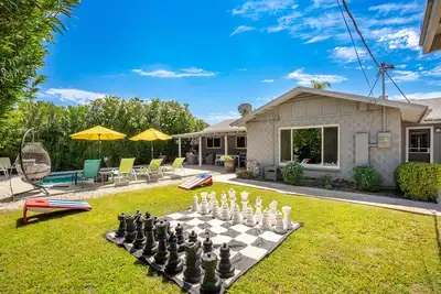 Image de *New* Luxury 5br w/ Pool and Outdoor Games!