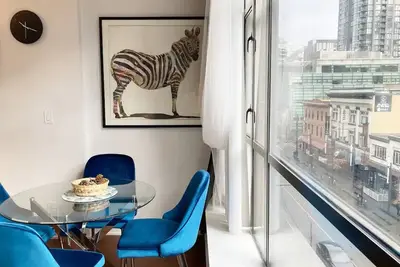 Image de Dt Vancouver- 1 Bdrm/1 Bath - near 4 Ski hills