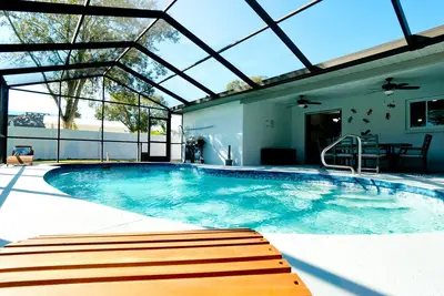 Image de 4-Bedroom Dog-Friendly Home, Just 13 Miles from Siesta Key Beach! Private Pool