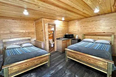 Image de Grenada Lake Resort Cabin # 2