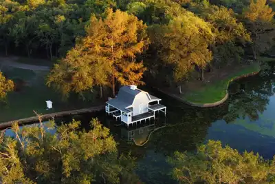 Image de Big Bass Ranch! ! Fishing! First Monday! Horse Stables!