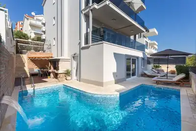 Image de Apartments Aqua - Superior Two Bedroom Apartment with Terrace and Sea View
