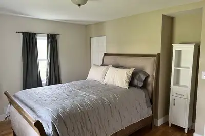 Image de Quiet 3 bedroom, walking distance to Grand Traverse Bay