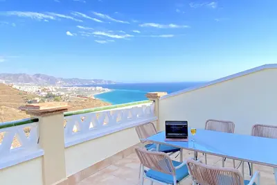 Image de Tamango Hill Alcazaba A 1b by Casasol