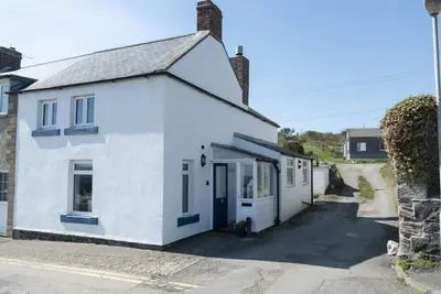 Image de Creel Cottage, Craster, pet friendly, with open fire in Craster