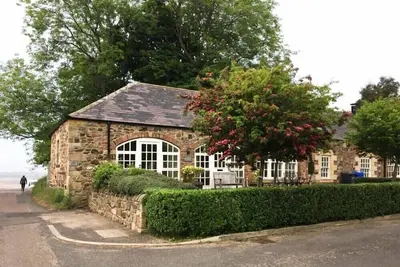 Image de Lapwing Cottage, pet friendly, country holiday cottage in Bamburgh
