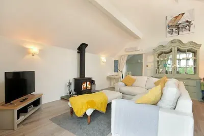 Image de The Snug, pet friendly, with open fire in Embleton