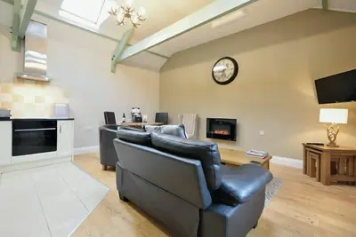 Image de Chiff Chaff, pet friendly, with a garden in Lucker