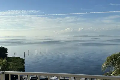 Spectacular Penthouse w/Panoramic Open Water Views-New rental