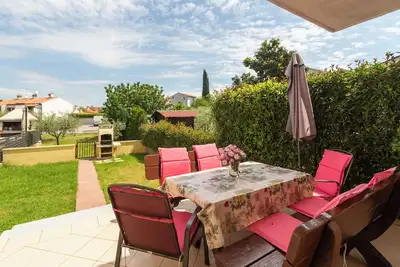 Image de 7 persons, only 400m from Brulo beach, 3 bedrooms, 2 bathrooms and garden.