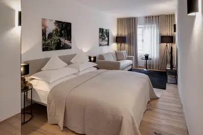 Image de New! modern studio apartment in the heart of Merano