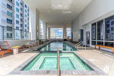 Image de Smart studio design w/pool, gym & coworking onsite