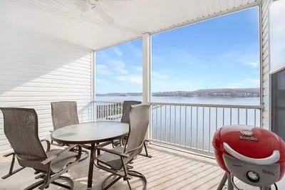 Image de A Private Island Condo~3 Bedroom~ Gated Community-Close to the pool- Boat slip