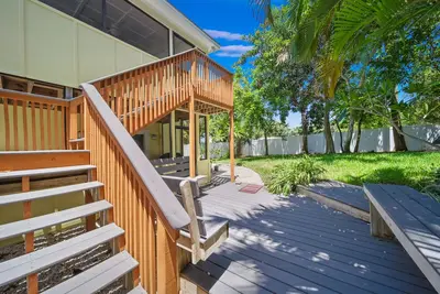 Image de Jensen Beach Family Pool Home