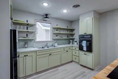 Image de Unique 3 bedroom Throwback